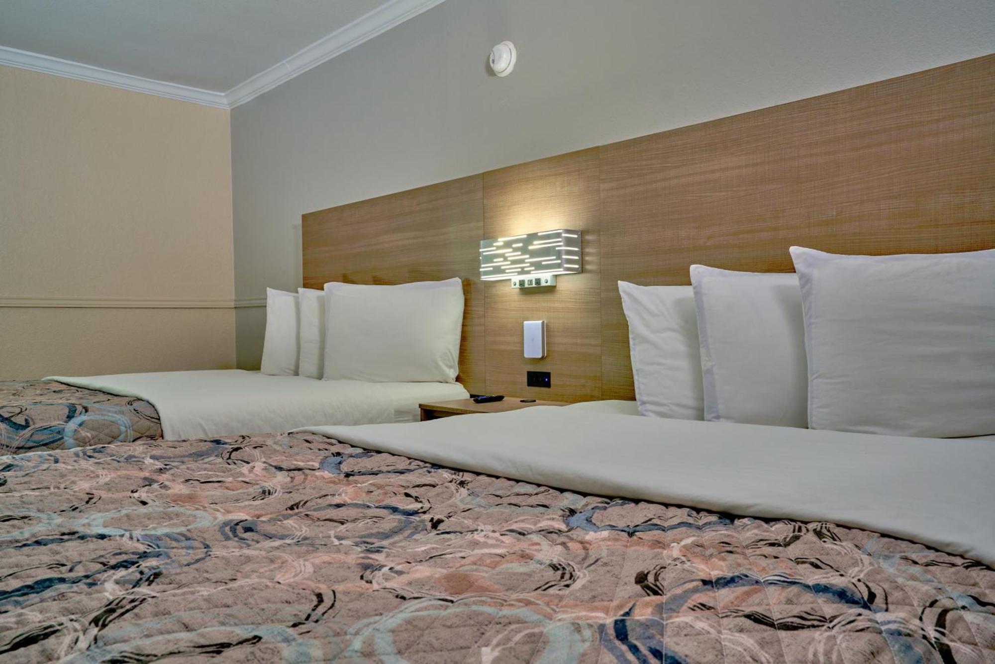 Family Garden & Hotel 2*