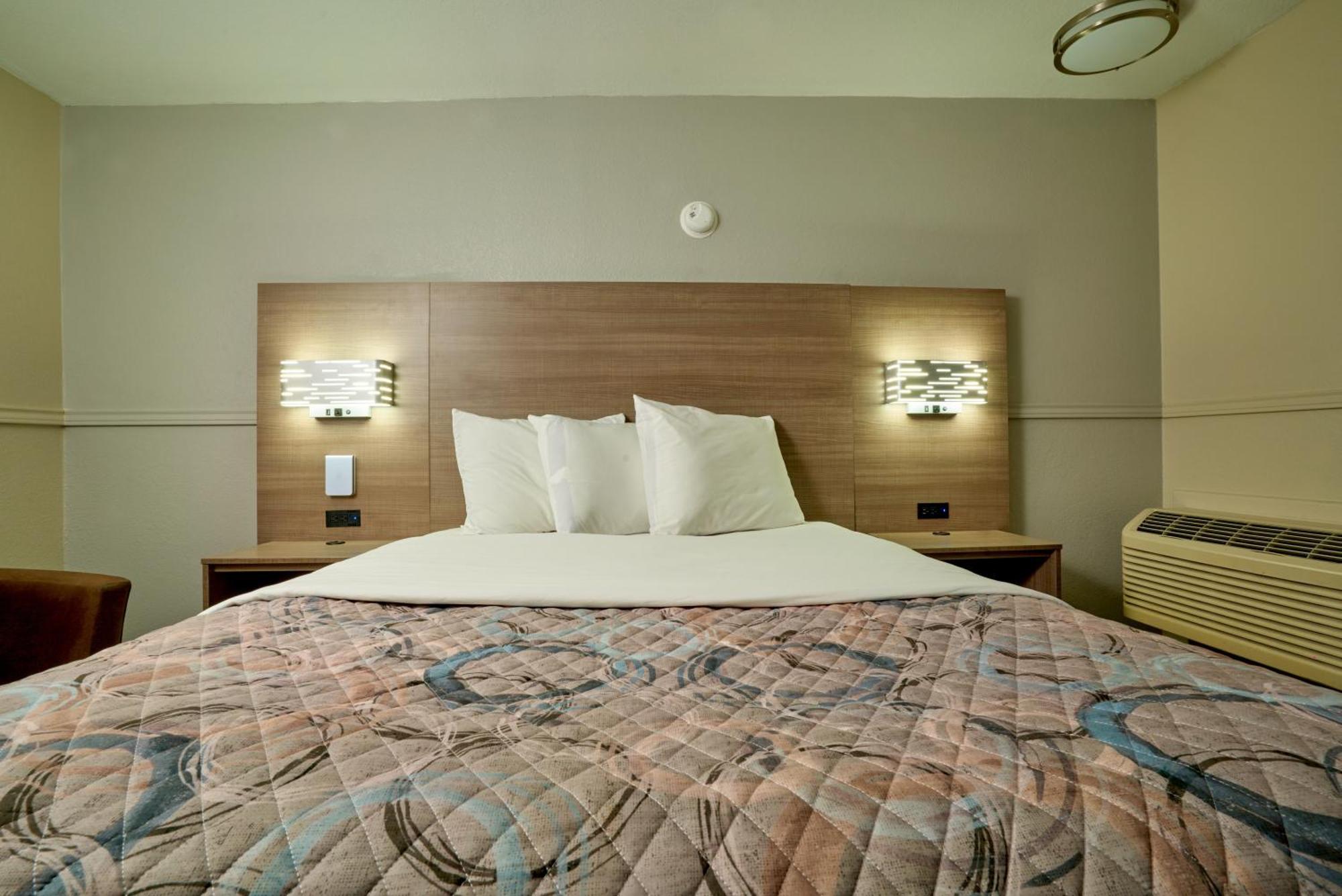 Family Garden & Hotel Laredo