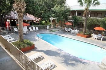 Hotel Family Garden & 2*