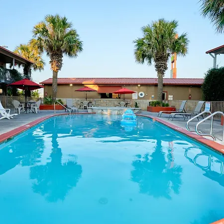 Family Garden Inn & Suites Laredo Exterior photo